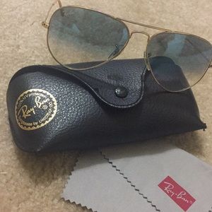 Light Blue Aviator Ray Bans